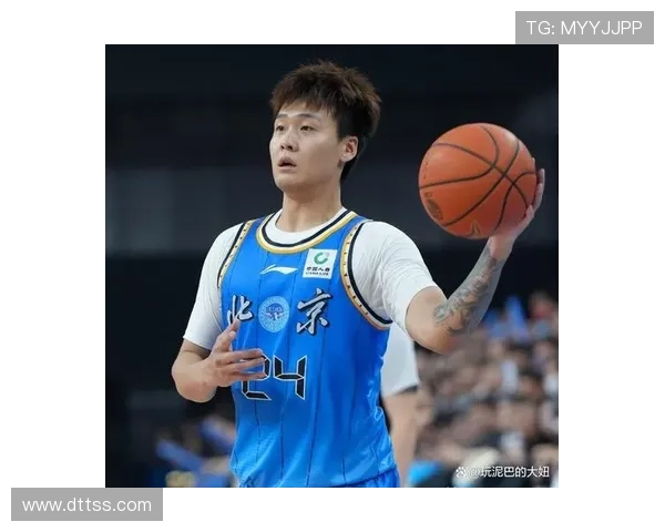 翟晓川泪崩赵睿微笑迎谩骂